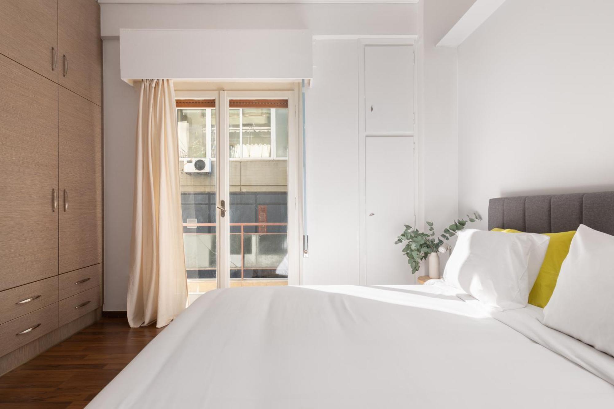 Super Central Apartment Downtown Exarcheia! 雅典 外观 照片